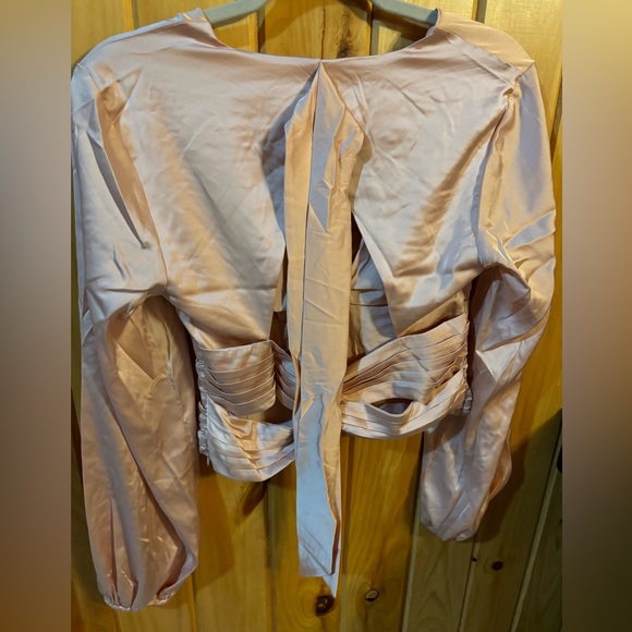 Express Women’s Ballet Pink Long Sleeve Silky Top - Picture 8 of 8